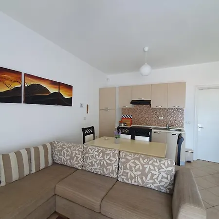 Deli Apartment Sarande